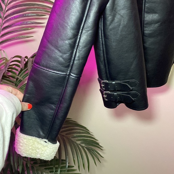 LOVE TREE - BLACK SHERPA LEATHER COAT - Picture 5 of 11